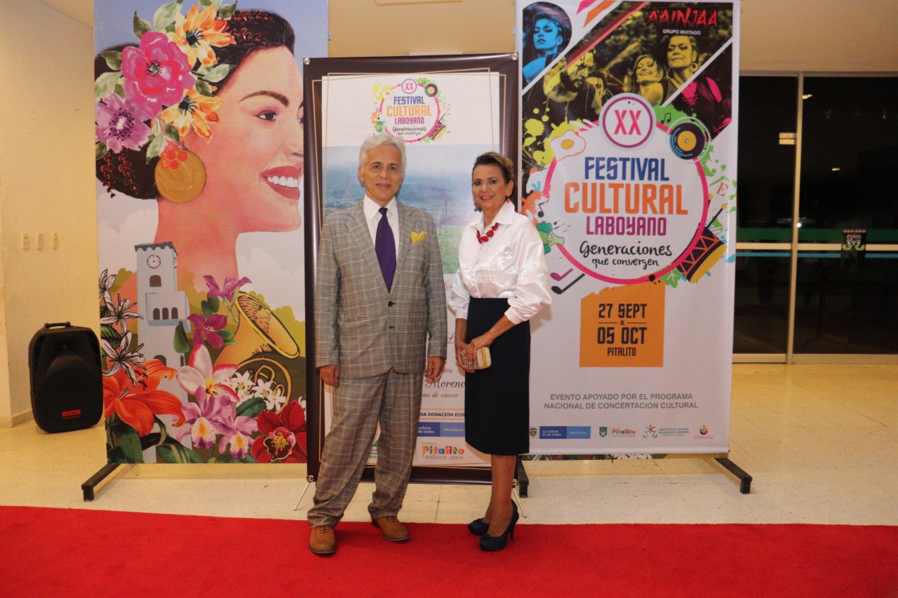 Eduardo Barón y Olga Lucía de Cabrera.